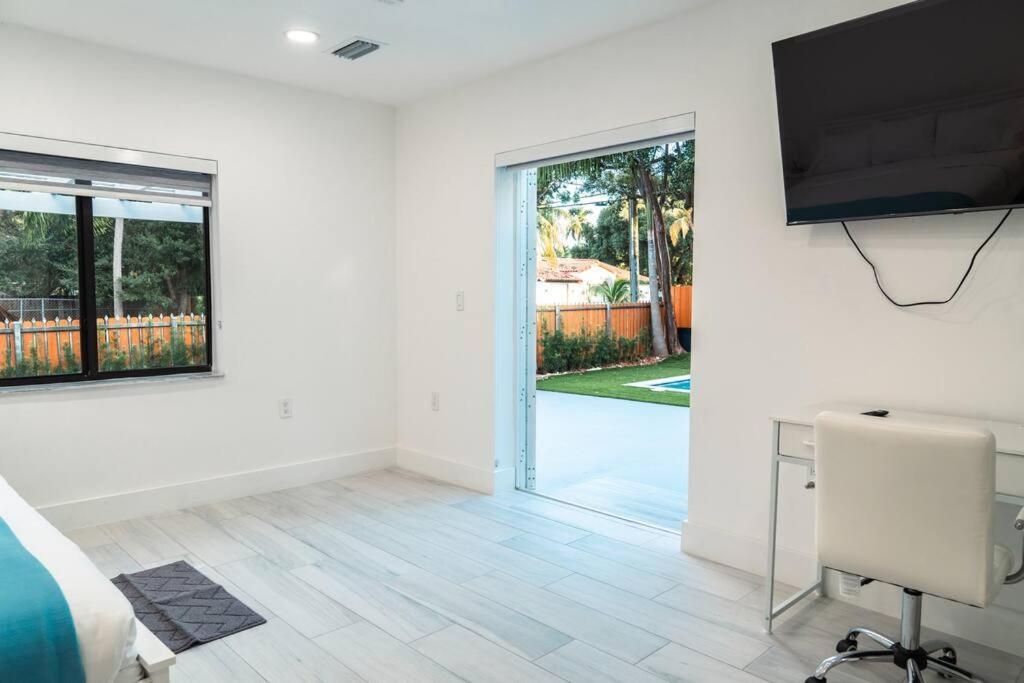 Luxury Retreat 3B ,2Ba Pool , Coral Gables Center Villa Miami Exterior foto