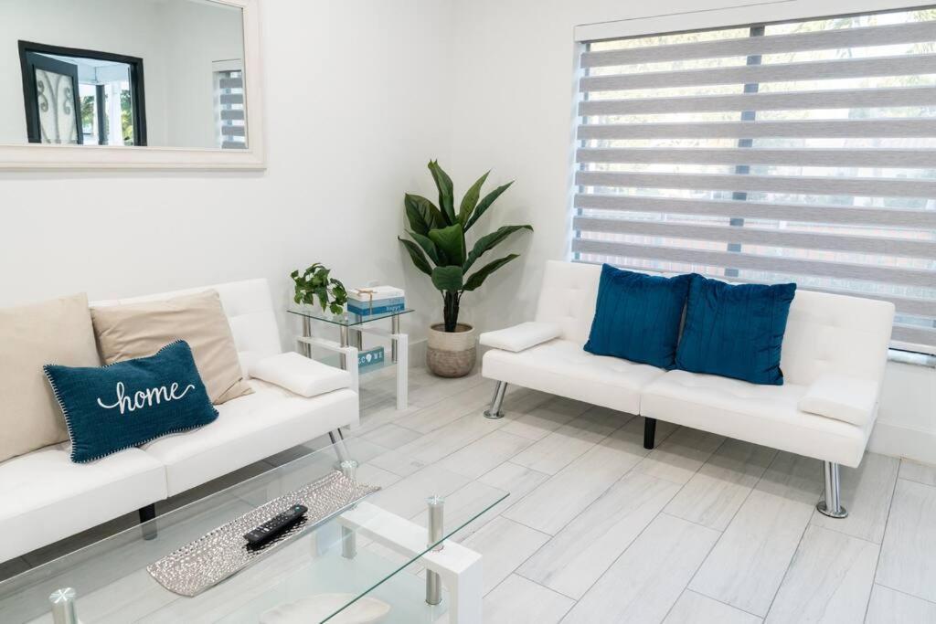 Luxury Retreat 3B ,2Ba Pool , Coral Gables Center Villa Miami Exterior foto