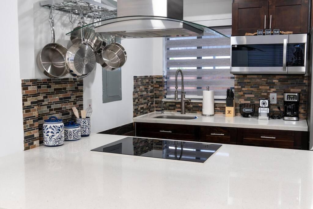 Luxury Retreat 3B ,2Ba Pool , Coral Gables Center Villa Miami Exterior foto